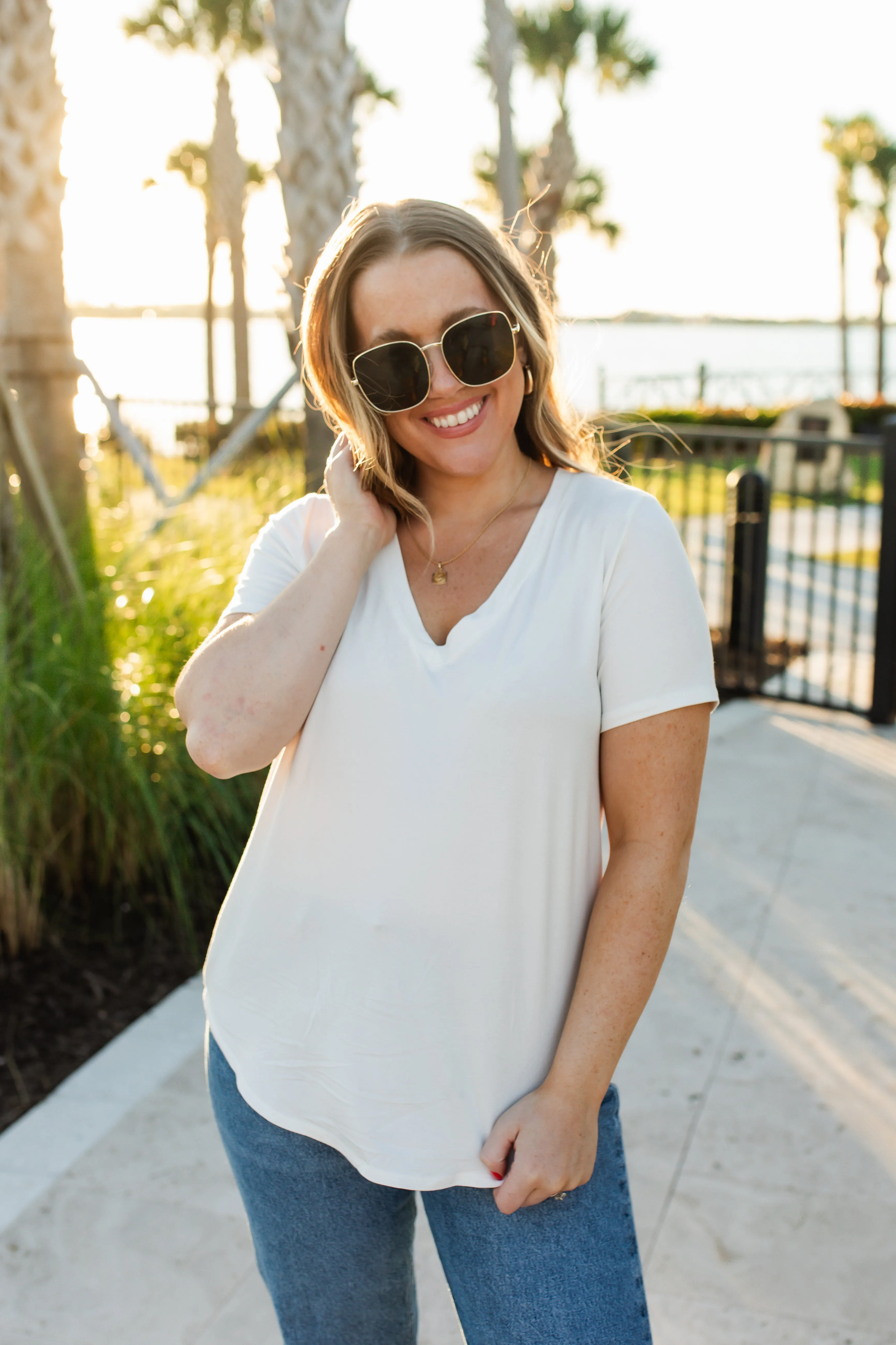 Charlie tee in white