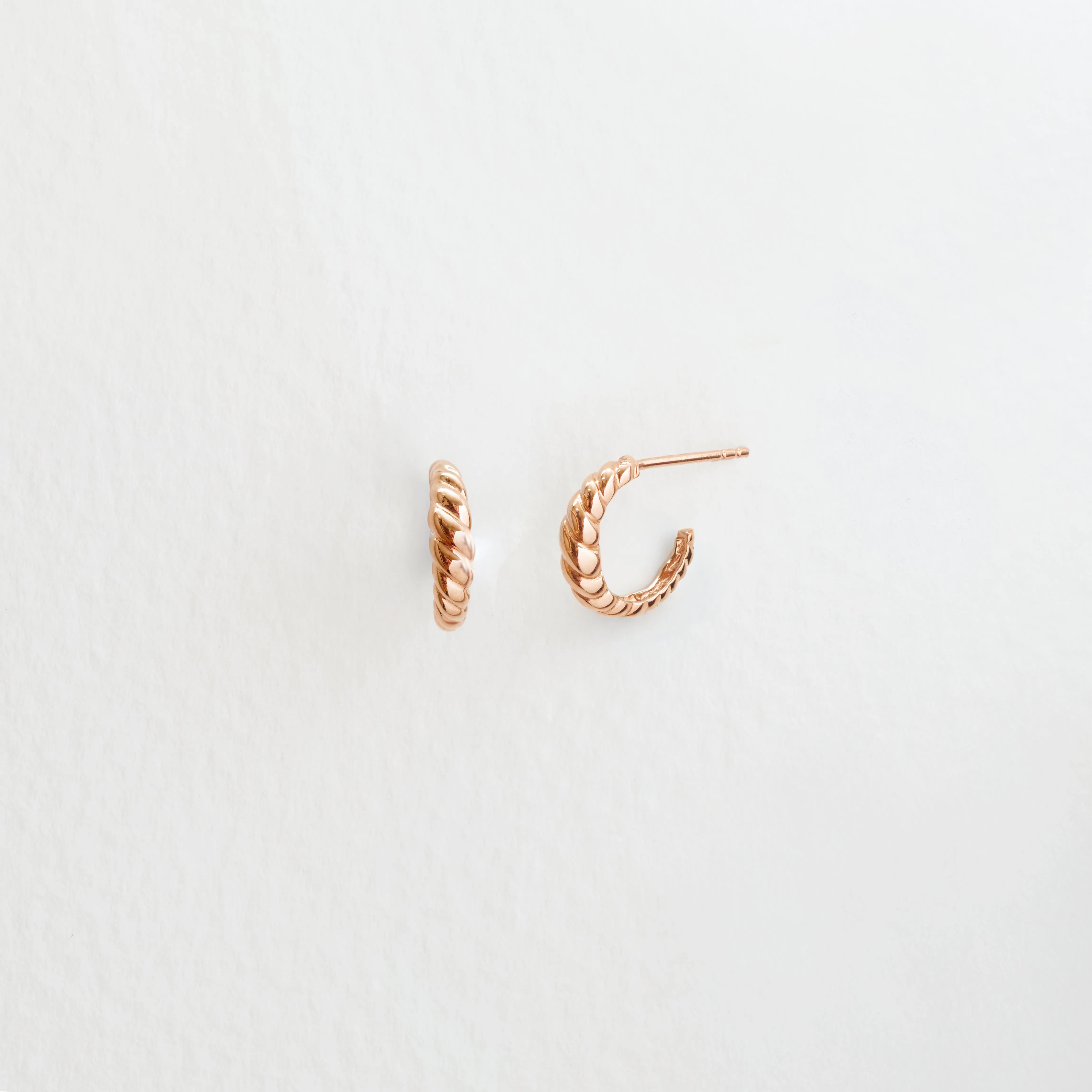 Lula Croissant hoops (18K)
